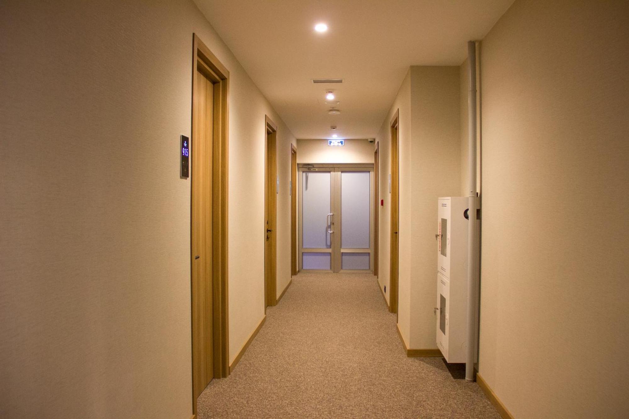 Resident Hotel Abay Almaty Exterior photo
